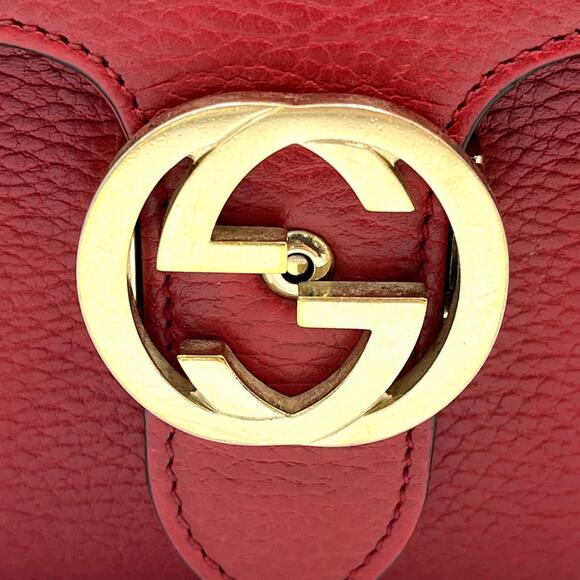 GUCCI Authentic Red Leather Shoulder Bag - Picture 9 of 10